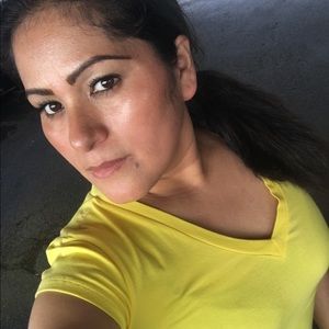 Meet your Posher, Delfina